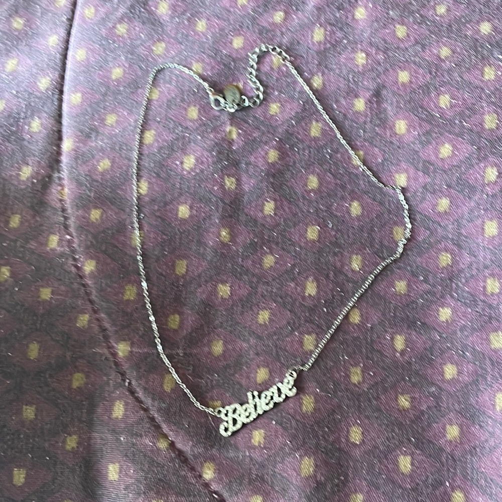 Believe necklace